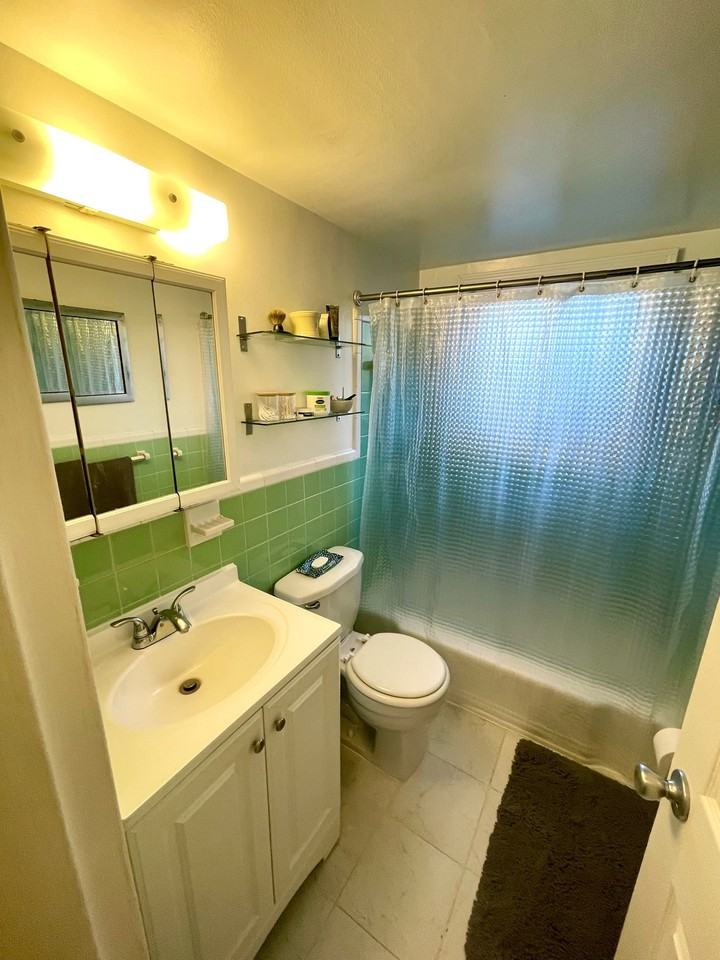 323 S Veitch St #5 - Photo 6 of 7