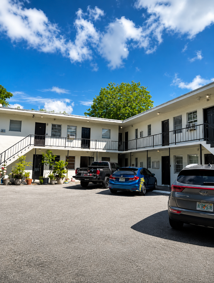 3631 Thomas Ave Miami, FL 33316 - Photo 3 of 7