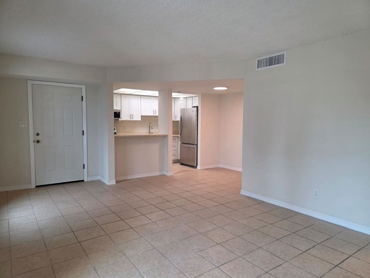 3120 Beach Blvd S #5 - Photo 3 of 18