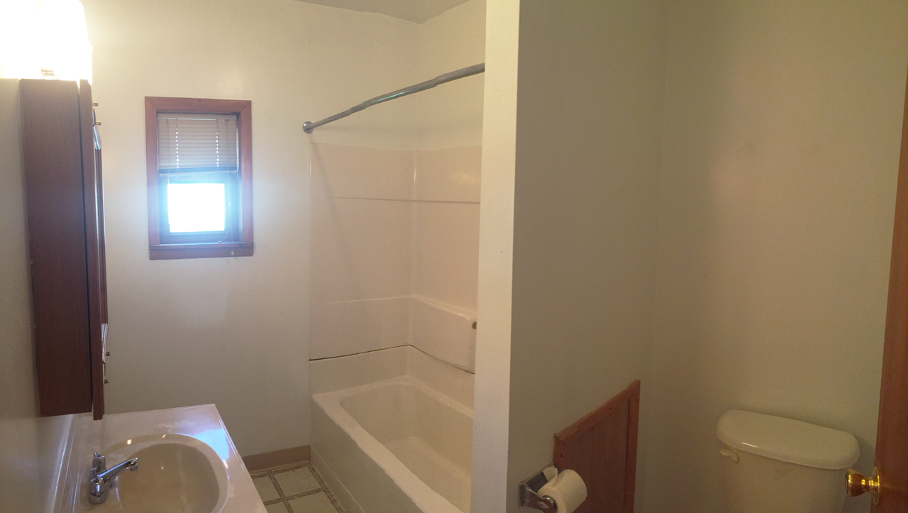 813 Evergreen Ave - Photo 4 of 4