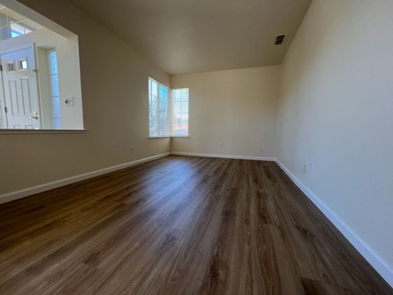 4200 Buckskin Dr - Photo 4 of 25