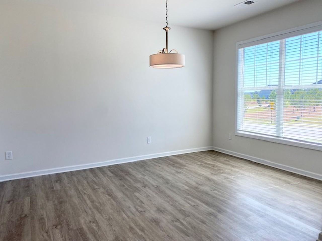 712 Spring Cress Dr - Photo 5 of 21