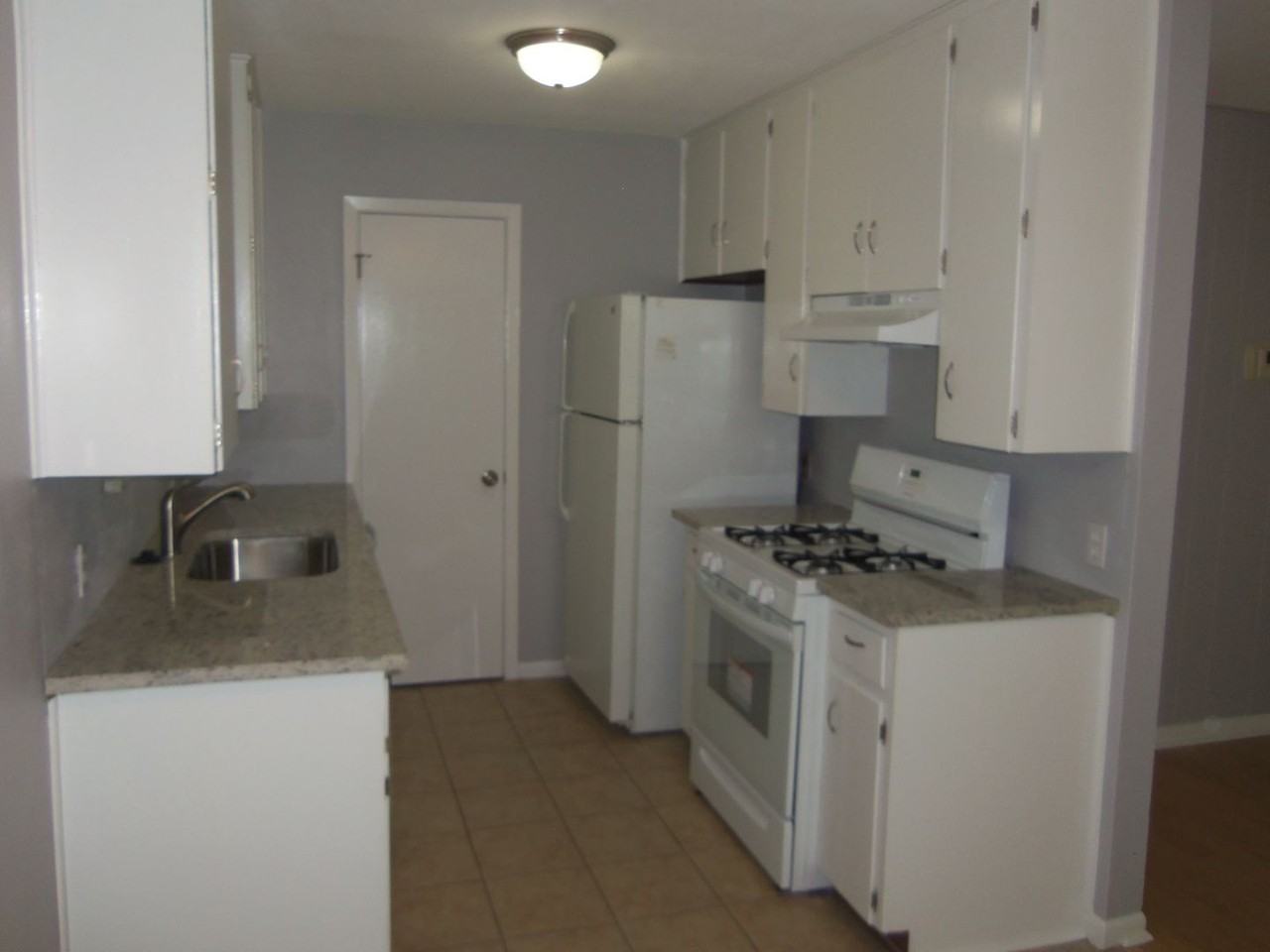 3305 Dolphin Cv #A - Photo 7 of 12