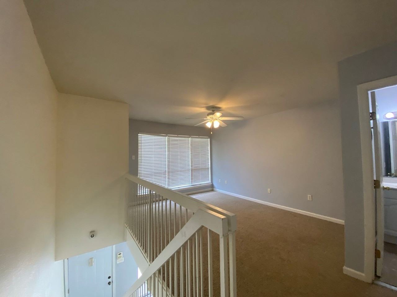 454 W Parker Blvd - Photo 5 of 9