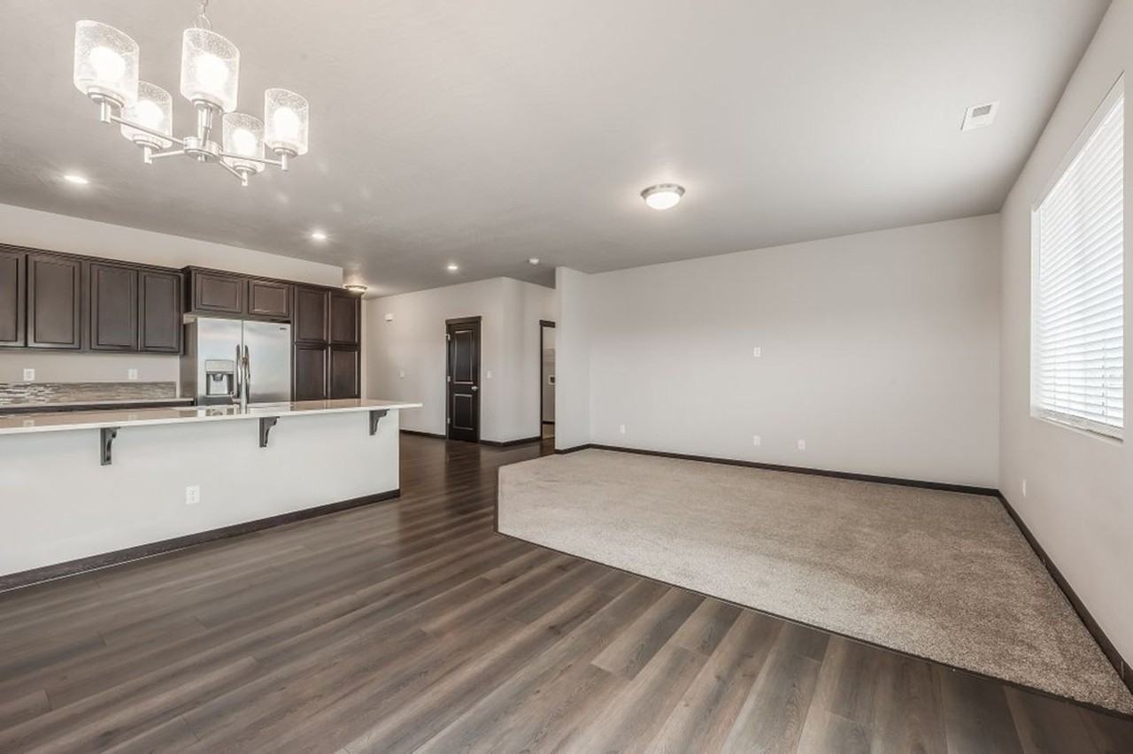 5964 W Gumwood Cir - Photo 6 of 21