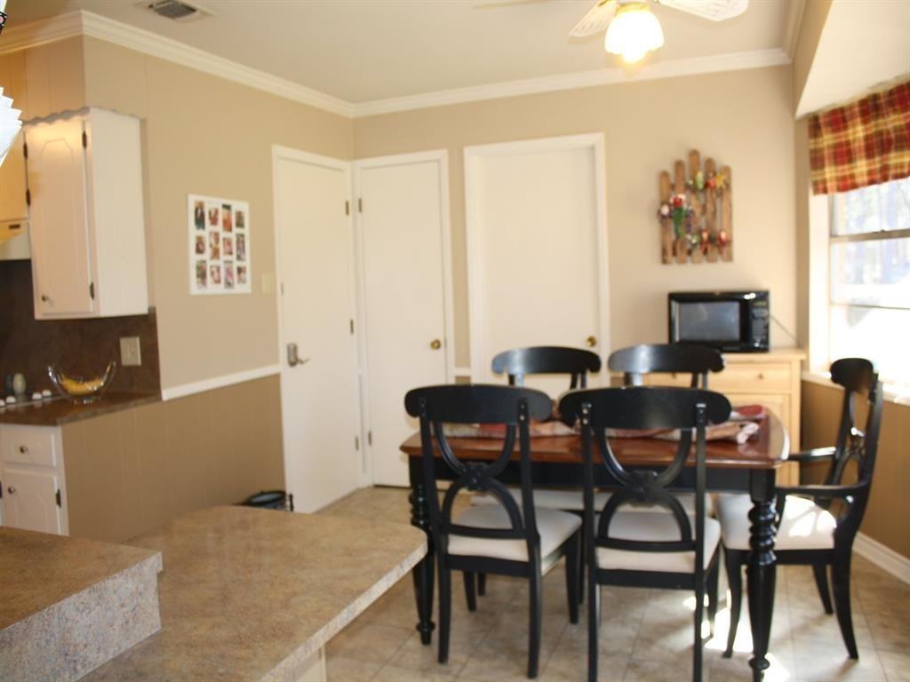 2403 Balsam St - Photo 5 of 15