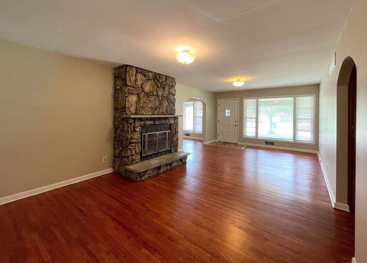 3412 W 9th St N - Photo 3 of 17