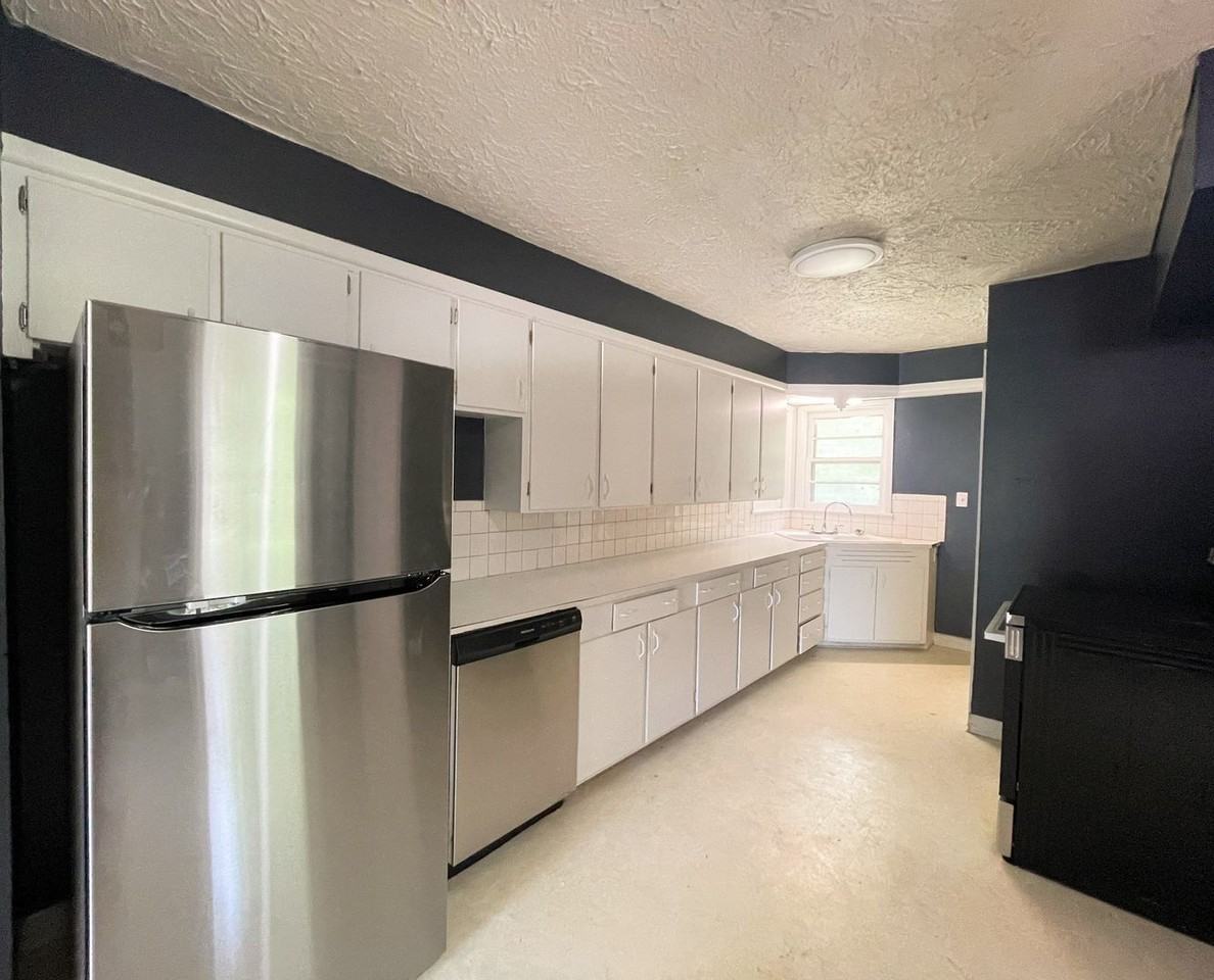 3412 W 9th St N - Photo 7 of 17