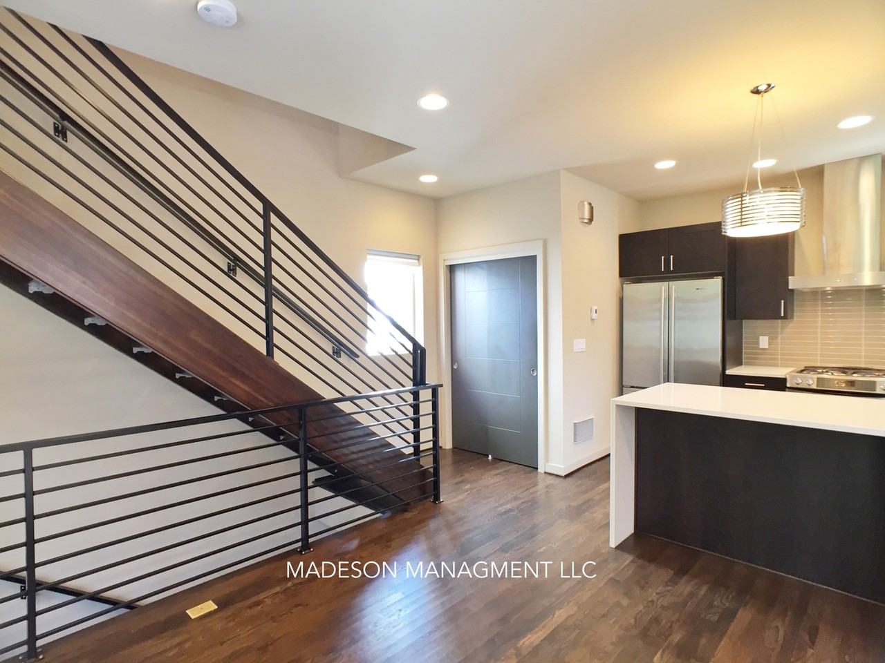7445A 4th Ave Ne - Photo 7 of 17