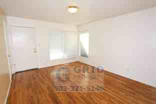 4639 Se 75th Ave - Photo 1 of 1