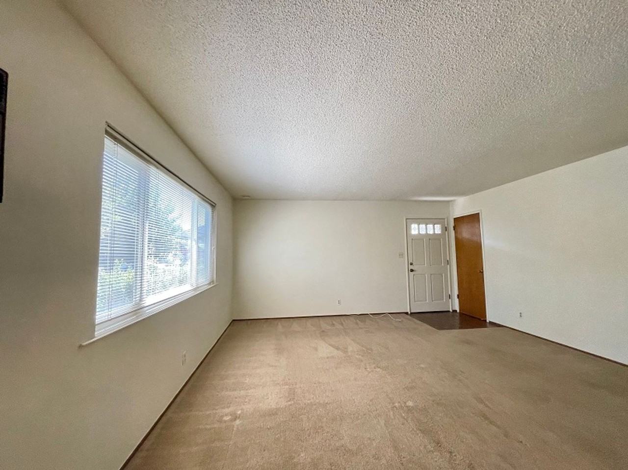3063 Linda Vista Ave - Photo 6 of 22
