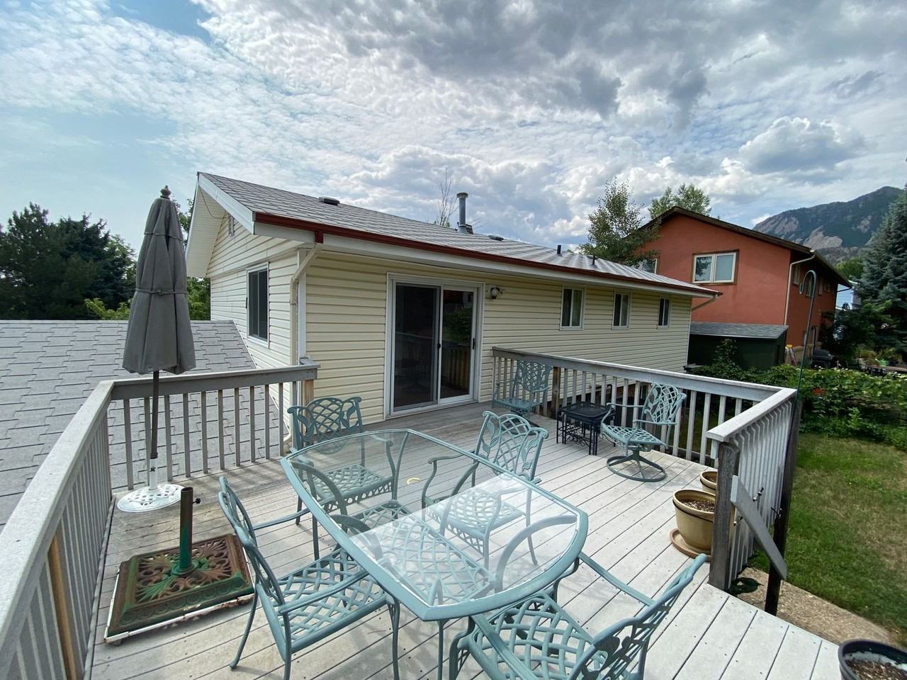675 Ithaca Dr - Photo 2 of 26