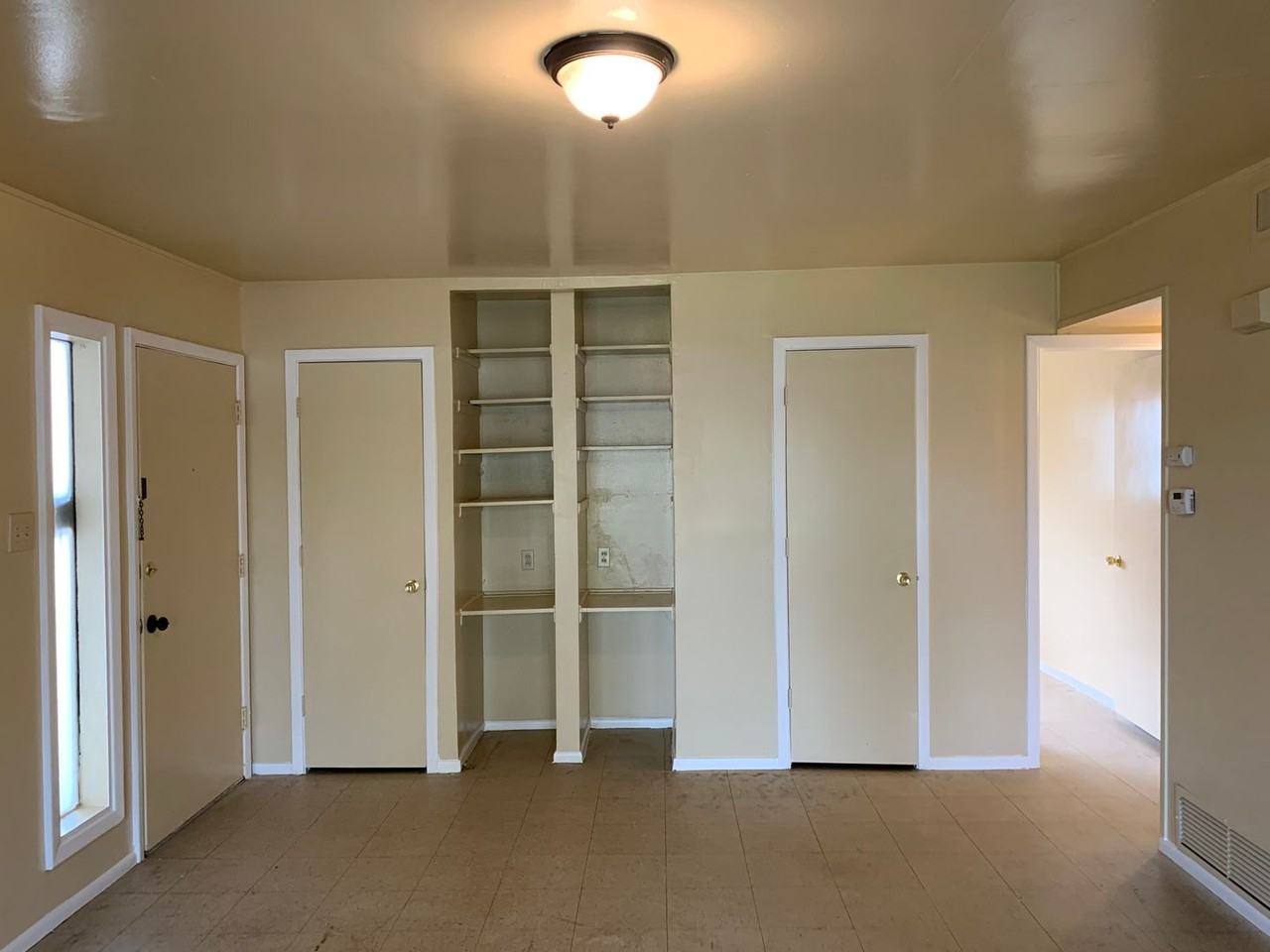 359 Waxwood Ln - Photo 3 of 25