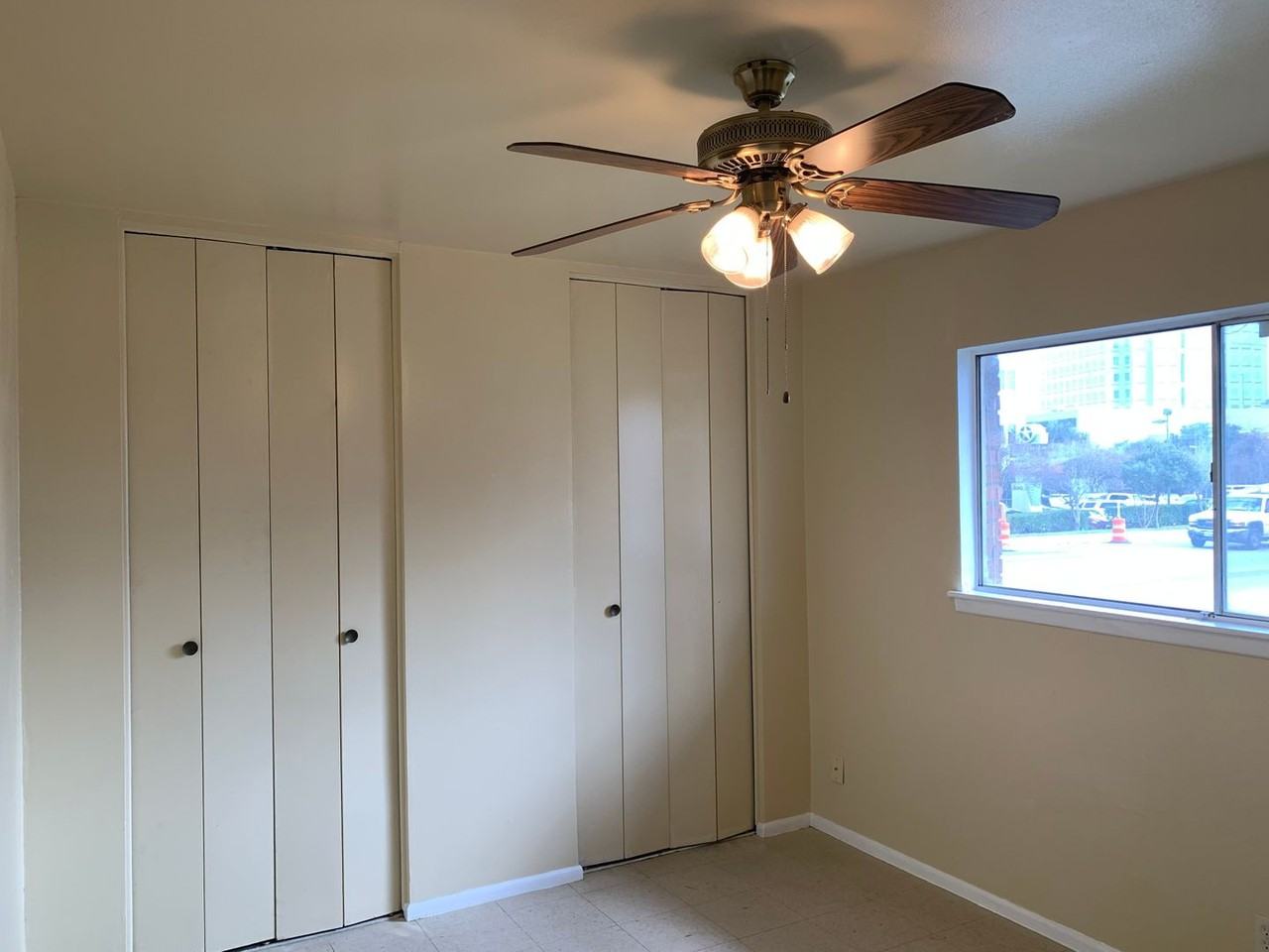 359 Waxwood Ln - Photo 5 of 25