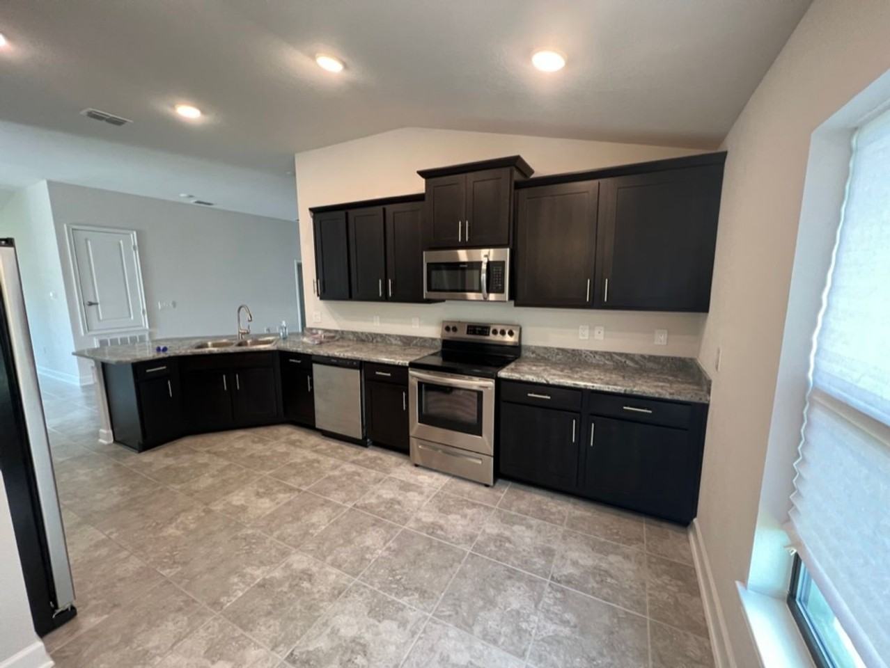 132 Bergamot Loop - Photo 2 of 21