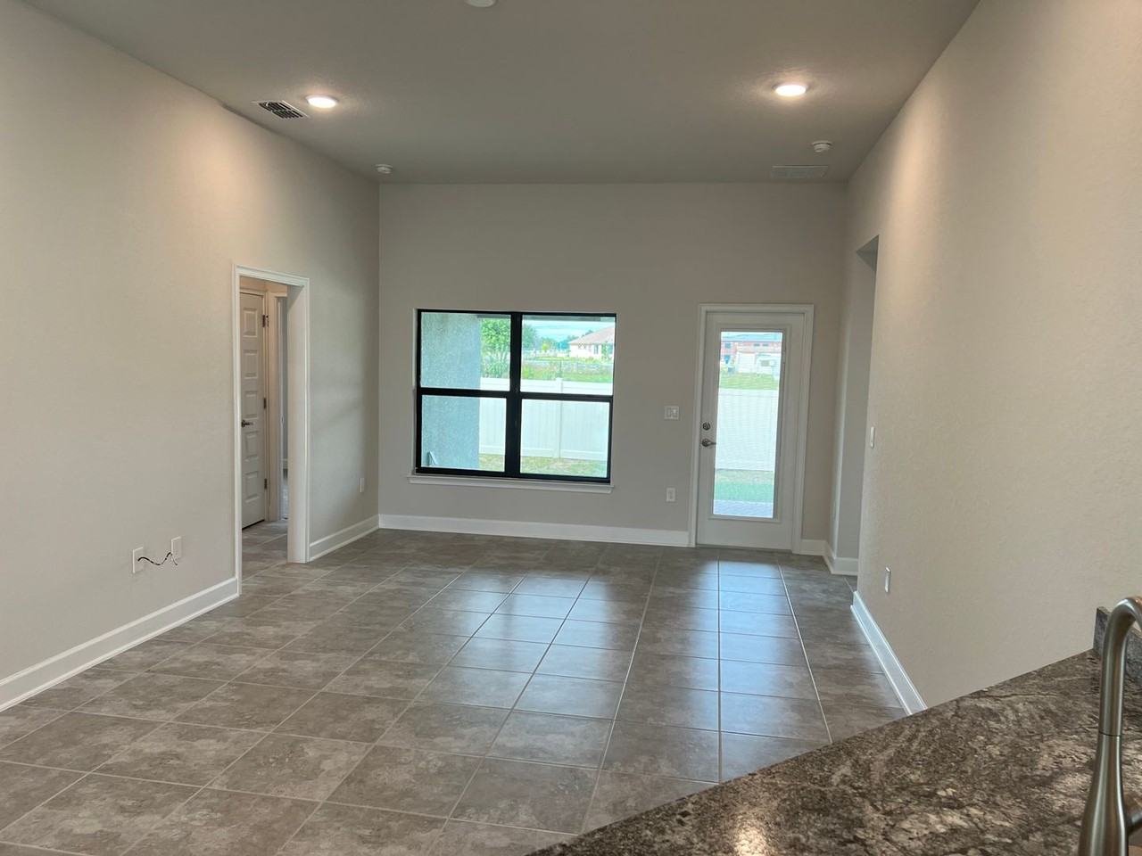 132 Bergamot Loop - Photo 5 of 21
