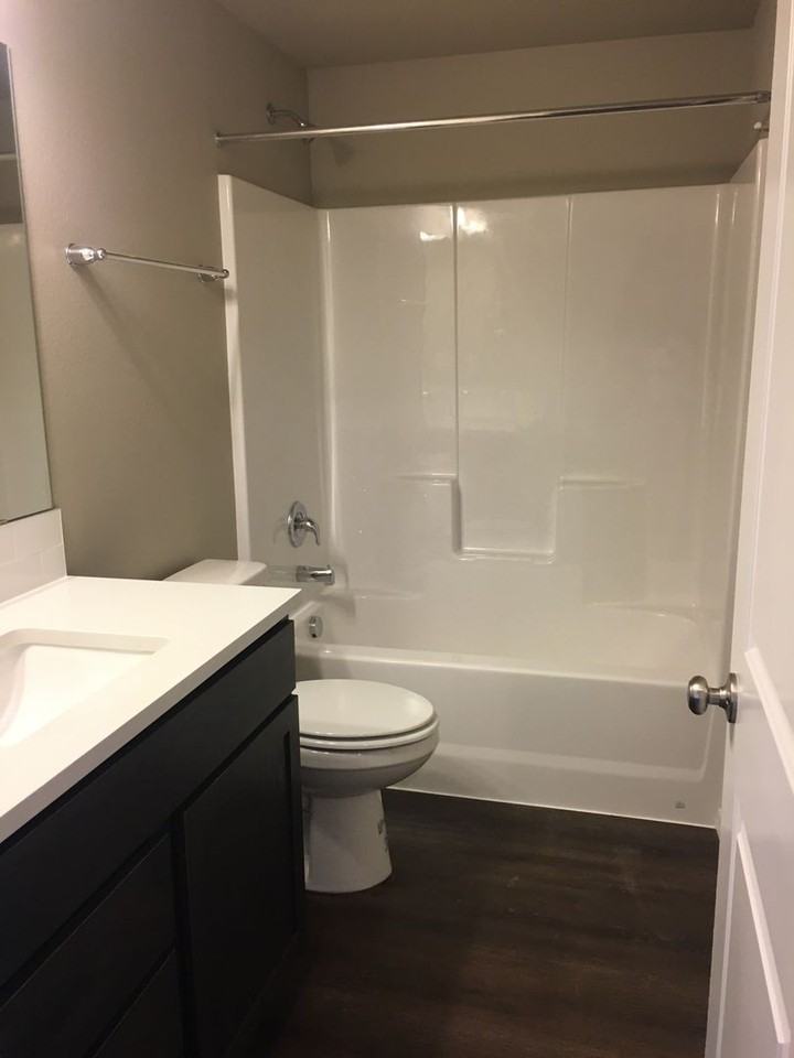 1505 Sw 36th Loop - Photo 5 of 10