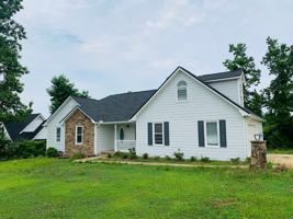 featured image of 61 Garden Hills Dr