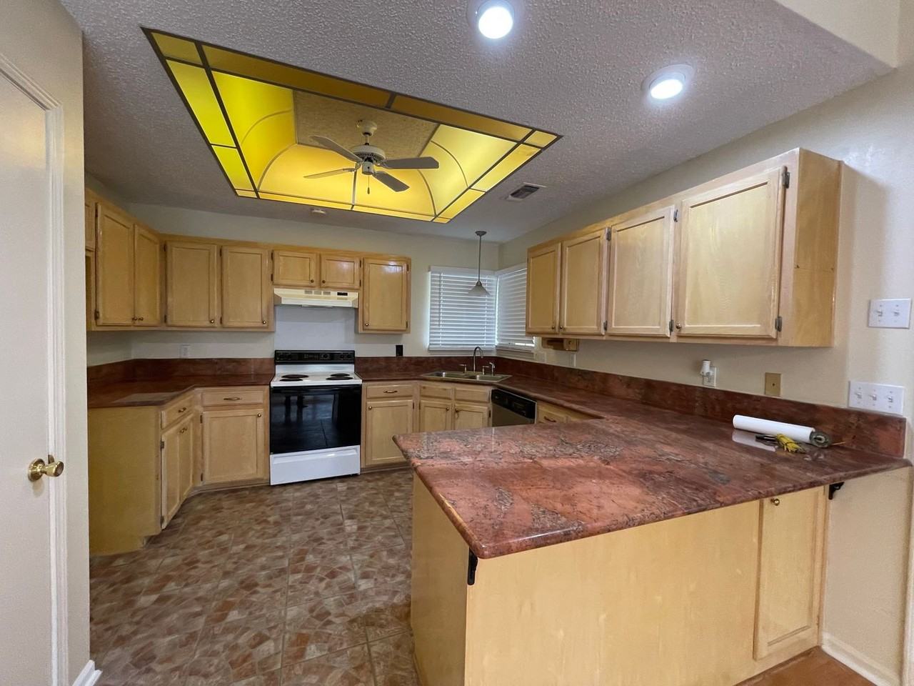4274 Stumberg Ln - Photo 3 of 16