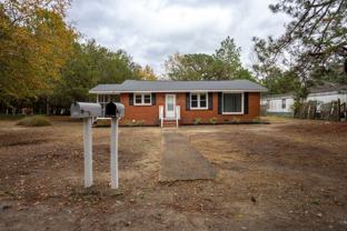 435 Mccleary Ln - Photo 1 of 1