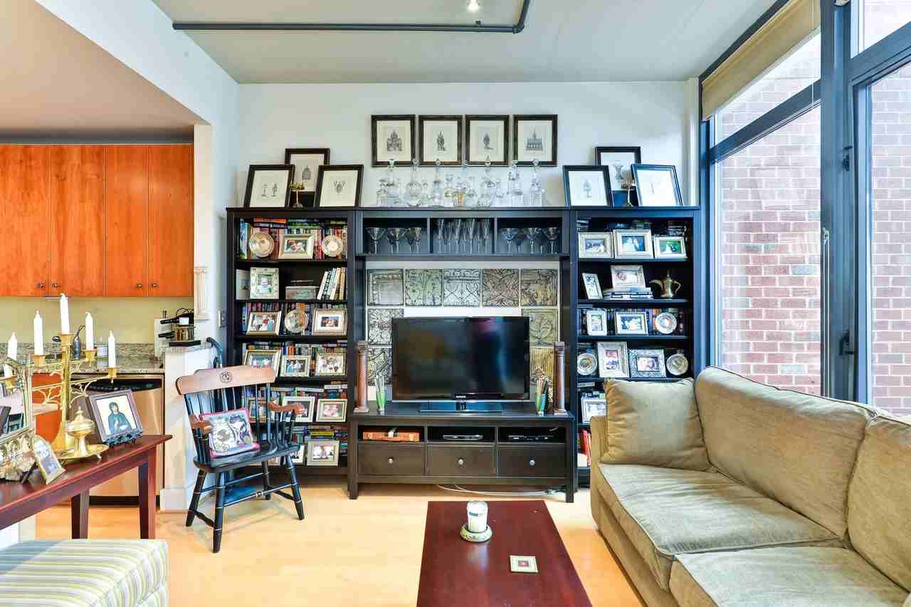 520 520 John Carlyle St 234 PS G2-98 #98 - Photo 5 of 34