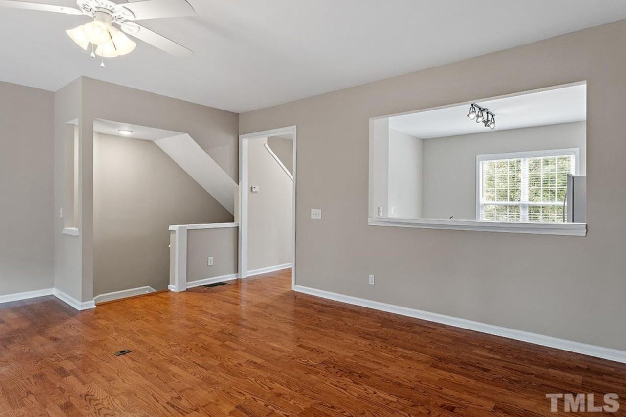 7001 Wheat Mill Pl - Photo 6 of 32