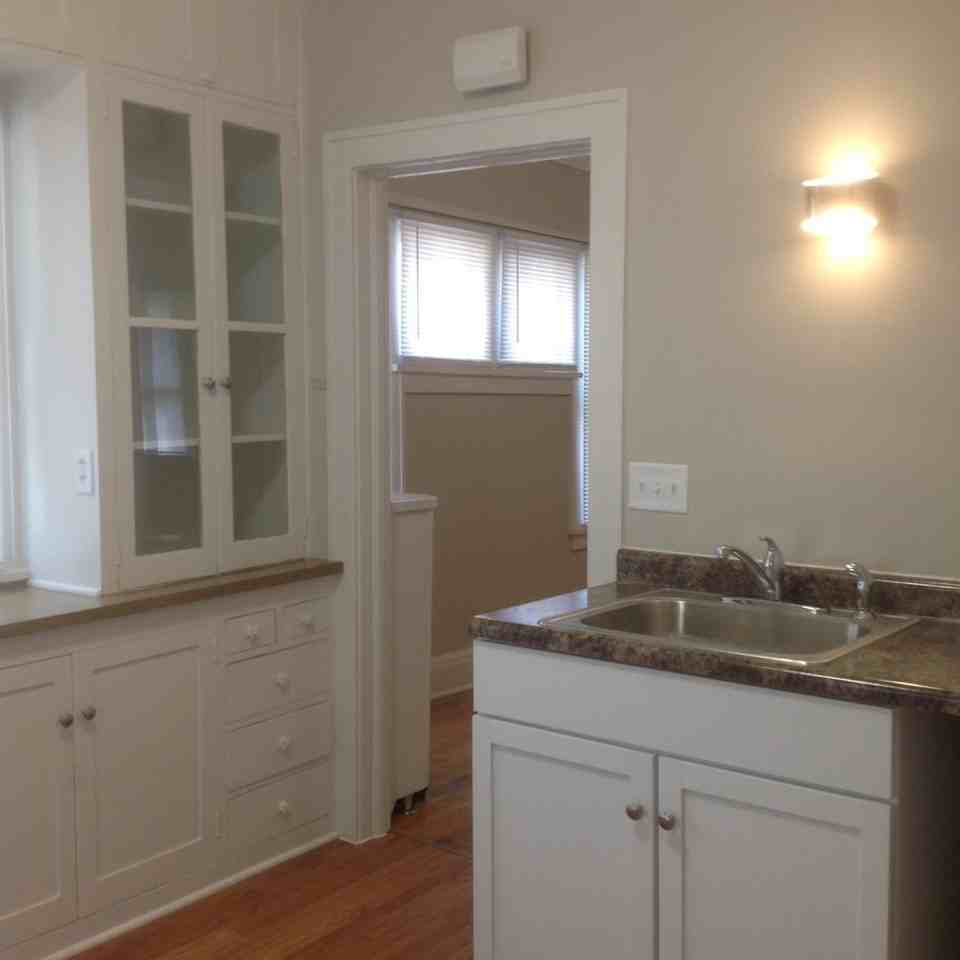 325 Litchfield Ave Se - Photo 5 of 10