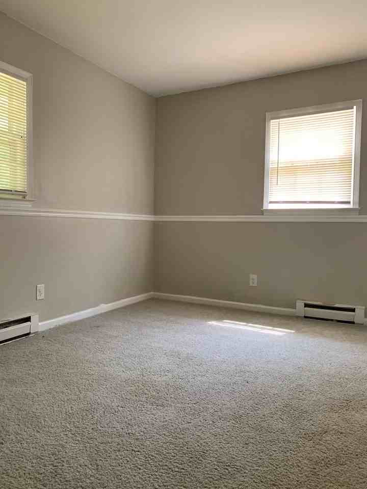 4804 Yorkwood Dr - Photo 6 of 21