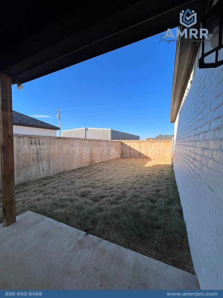 4712 125th St - Photo 4 of 25