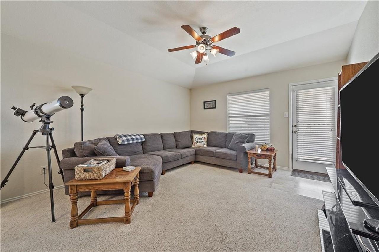 6512 Cold Water Dr - Photo 5 of 10
