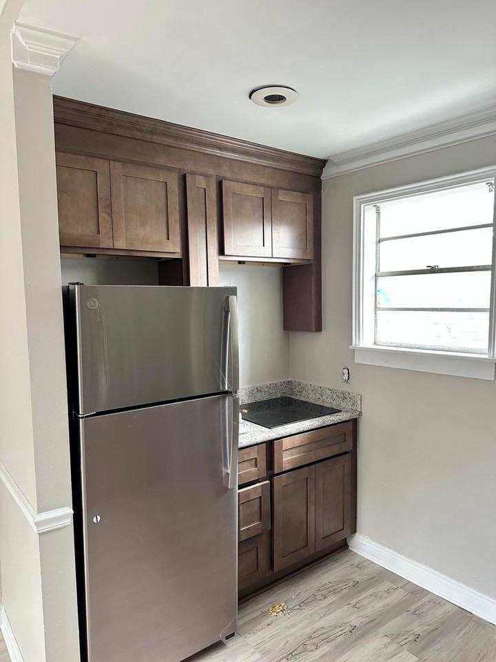 4118 Iberville St - Photo 2 of 4