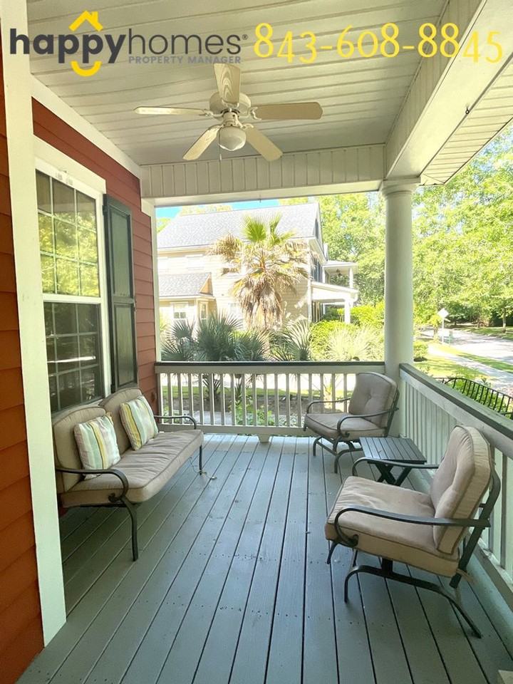 1046 Blakeway St - Photo 3 of 49