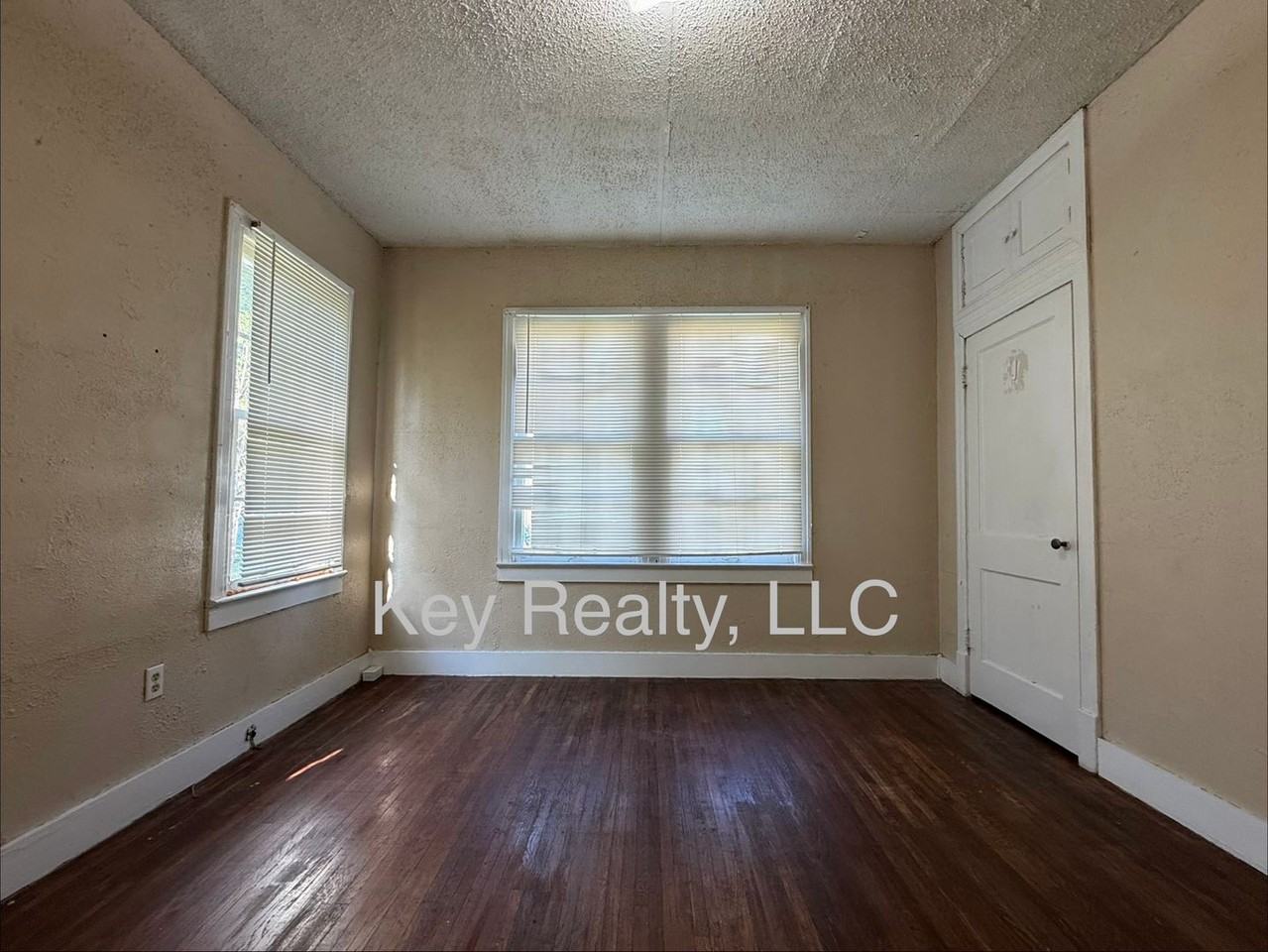 1815 Princeton St - Photo 4 of 6