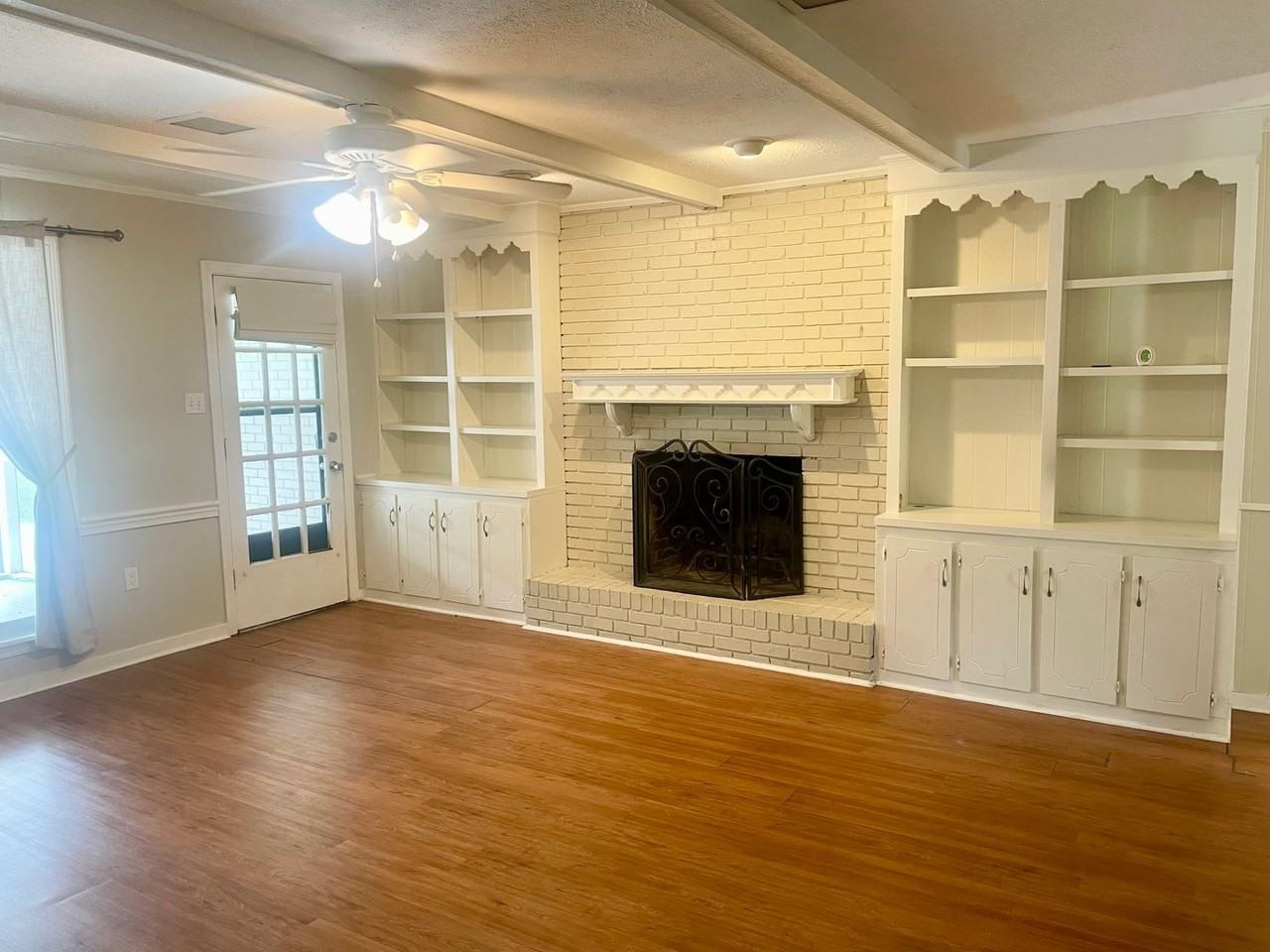 203 Cypress Dr - Photo 3 of 19