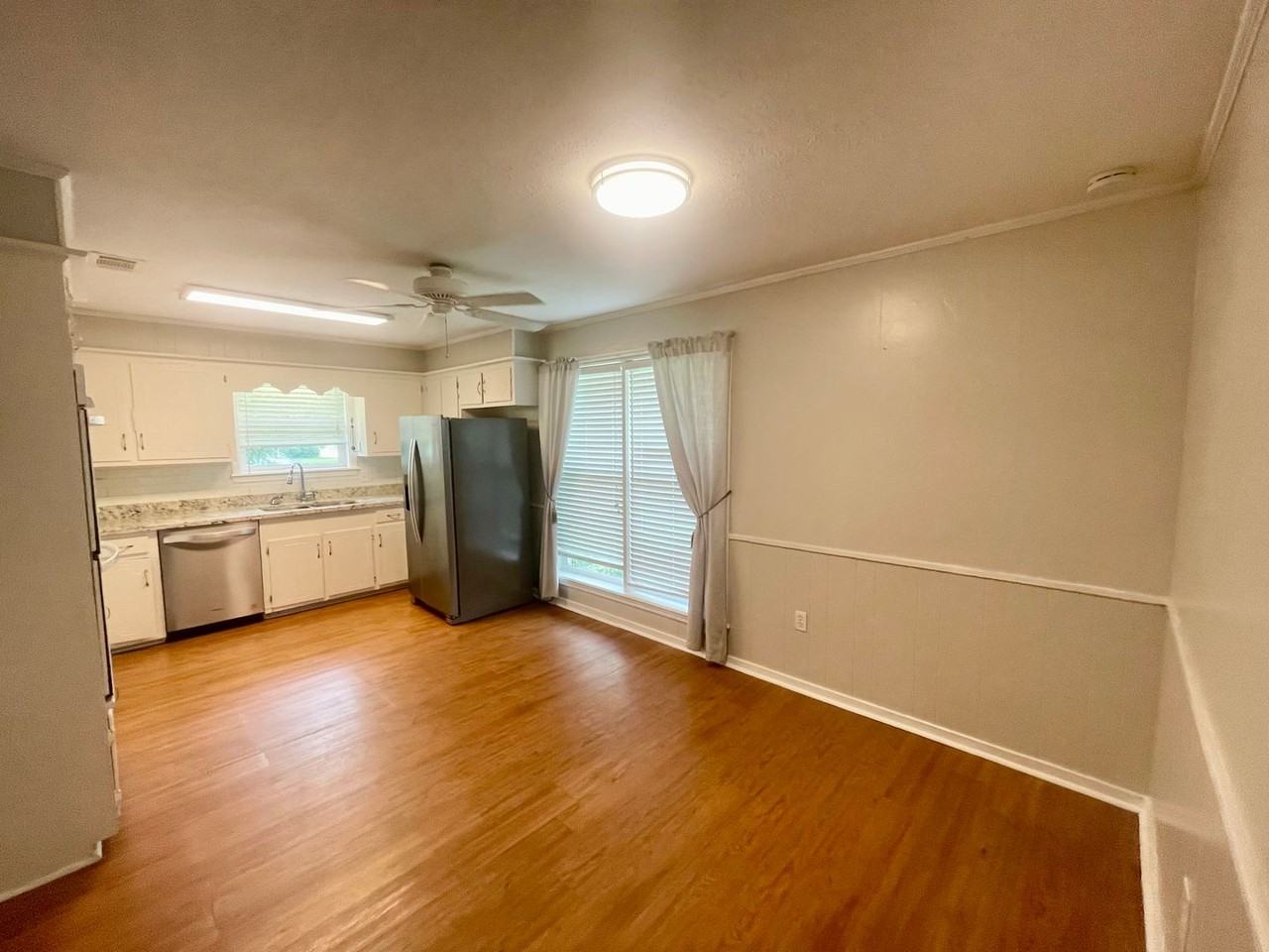 203 Cypress Dr - Photo 6 of 19