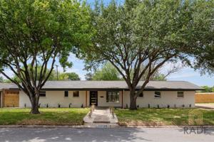 featured image of 1713 Hibiscus Ave