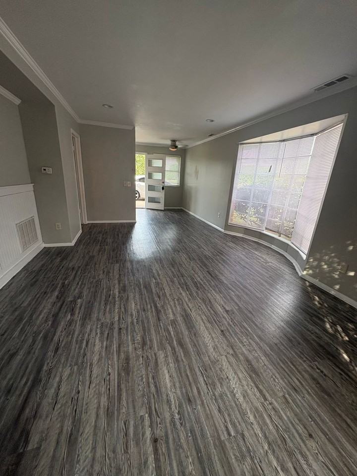 Marella Apartments - Photo 2 of 22