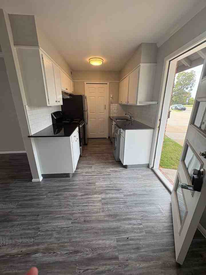 Marella Apartments - Photo 3 of 22