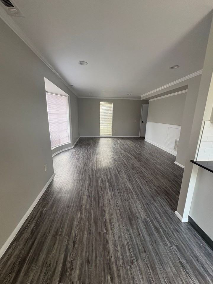 Marella Apartments - Photo 4 of 22