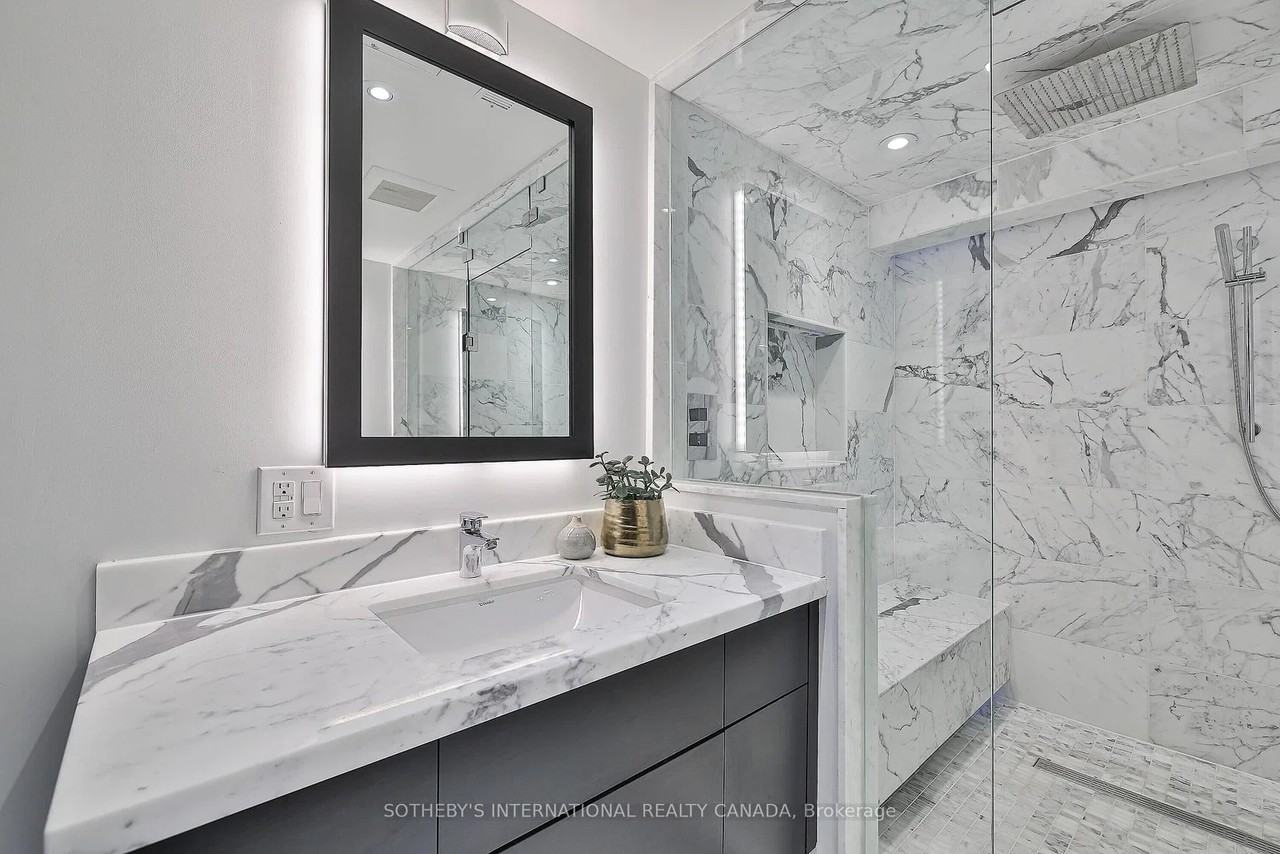 43 Hanna Avenue - Photo 32