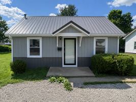featured image of 310 N Franklin St