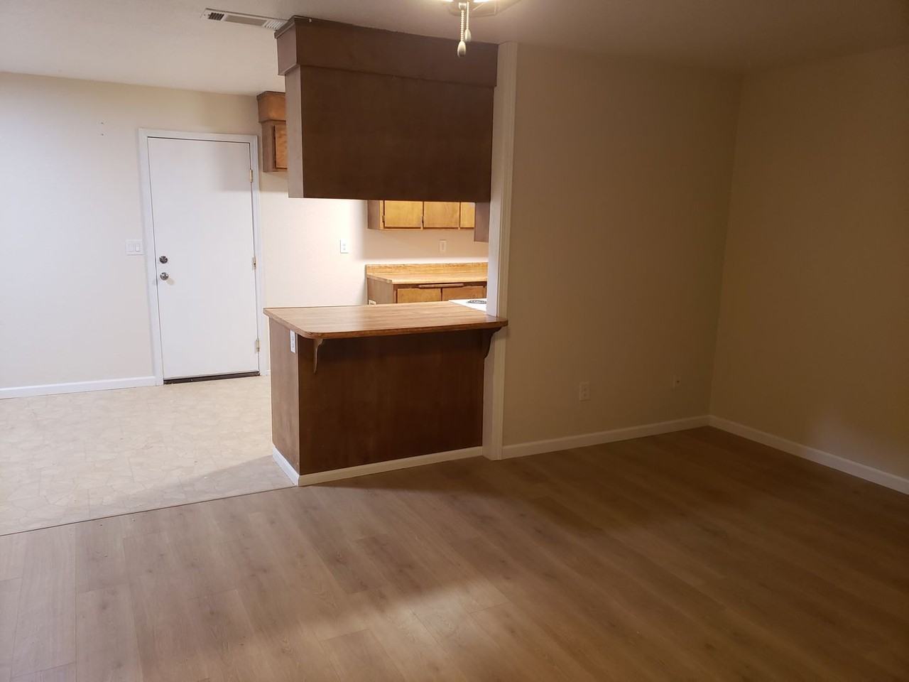 1127 Jaxon Way - Photo 7 of 12