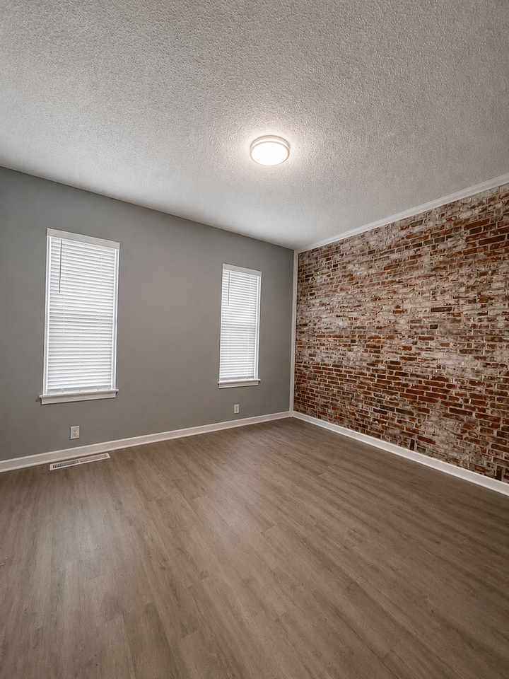 4620 Michigan Ave - Photo 2 of 7