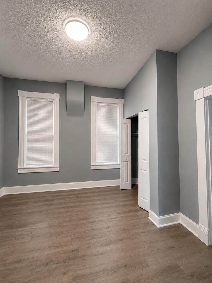 4620 Michigan Ave - Photo 4 of 7