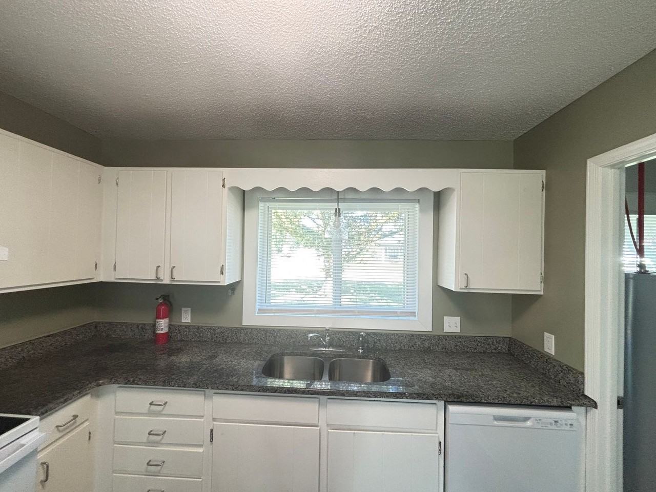 45 Indian Oak Ln - Photo 6 of 23