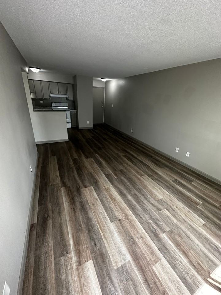 Southern Park Apartments - Photo 6 of 7