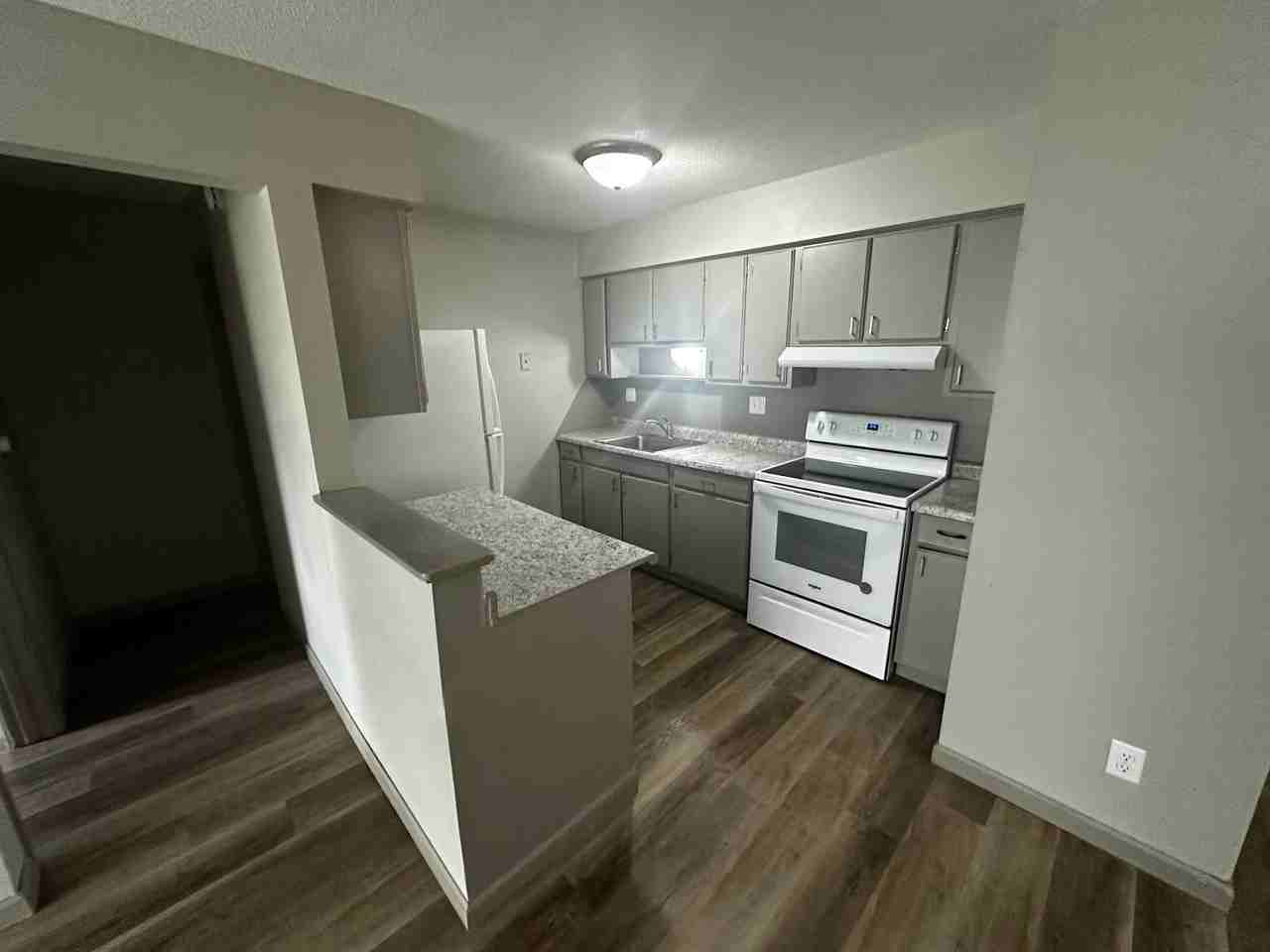 Southern Park Apartments - Photo 7 of 7