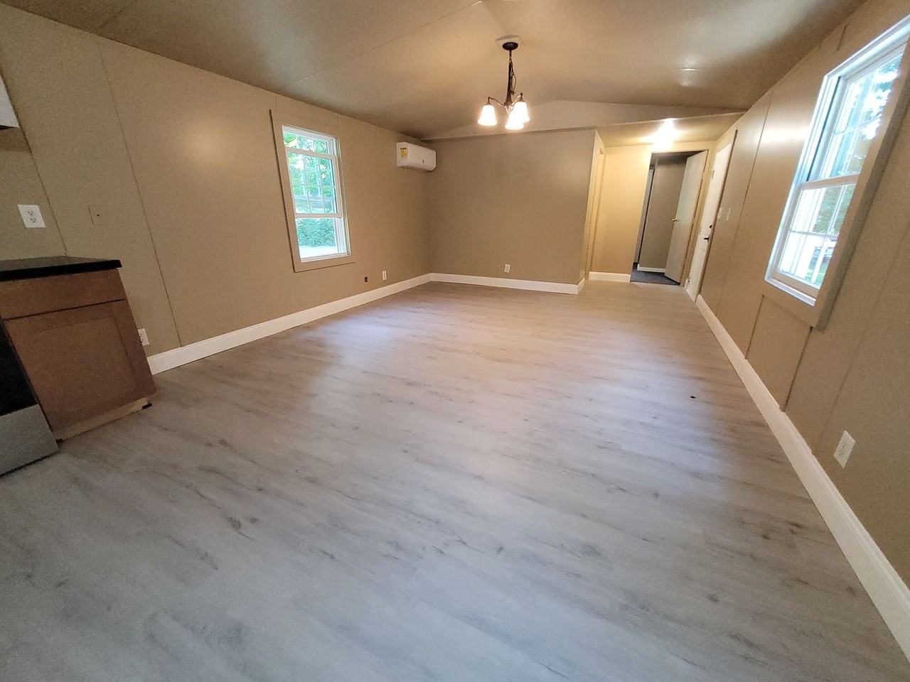 522 Sandmine Rd - Photo 3 of 22