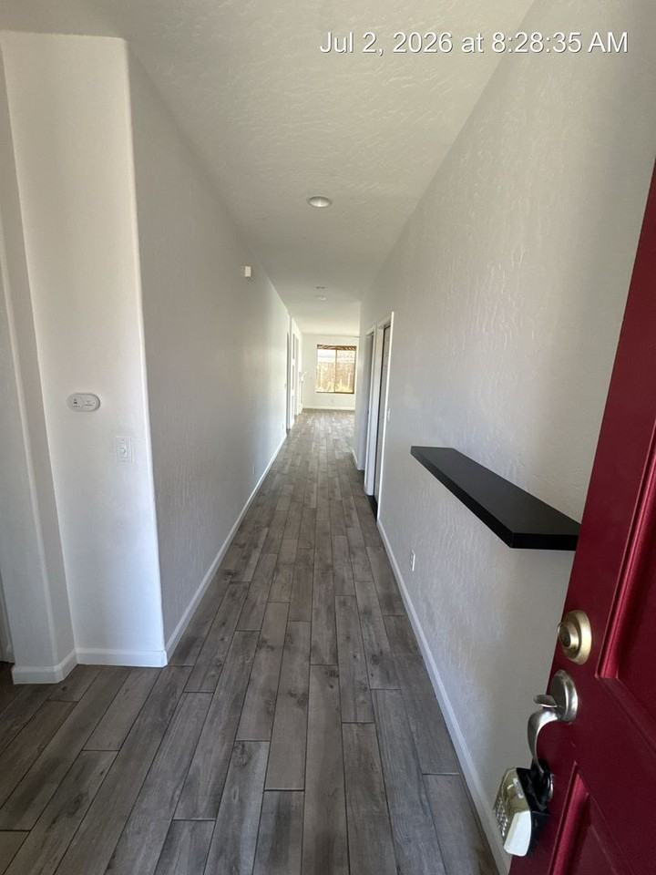 3142 W Sweet Ave - Photo 2 of 26