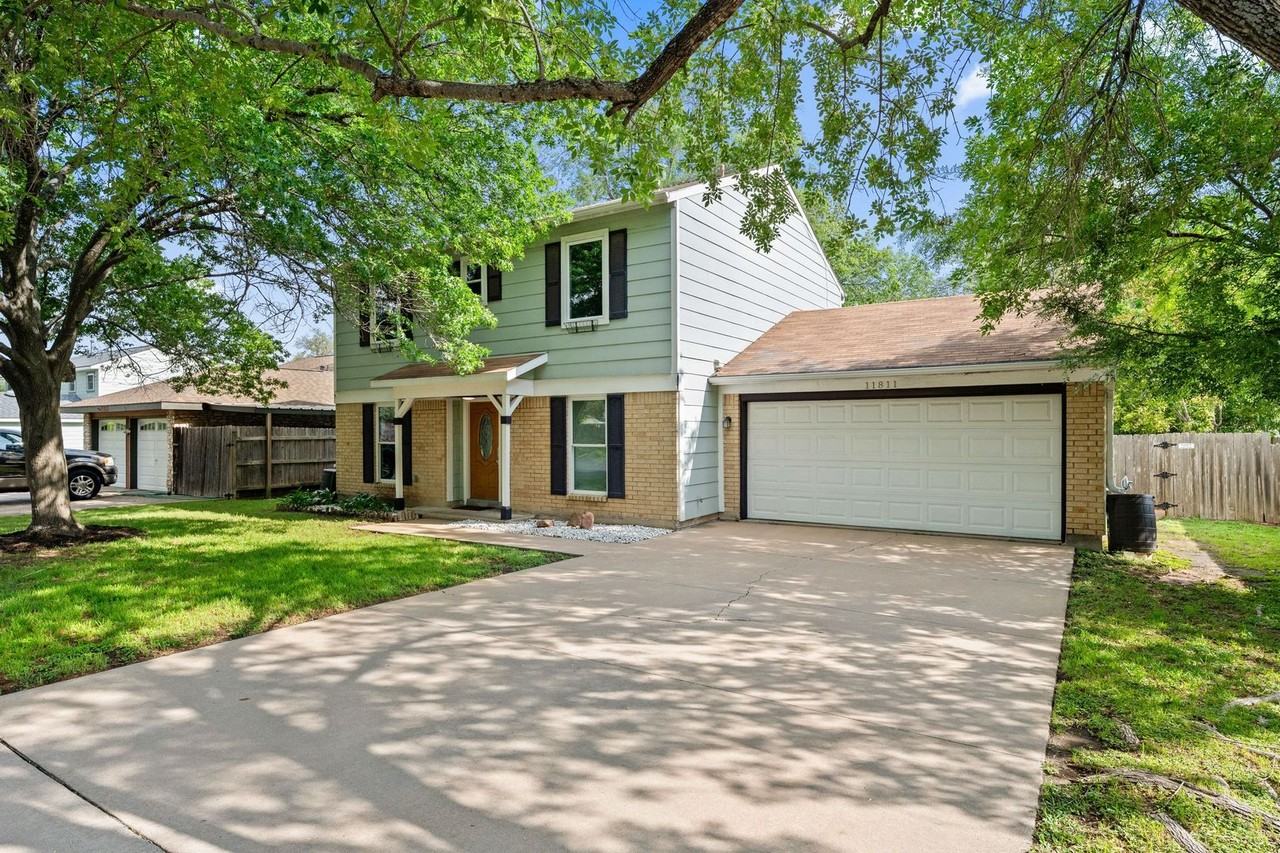 11811 Carshalton Dr - Photo 3 of 37